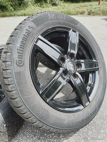 10. Hyundai i30/i40 alu disky 205/55 R16 - 2