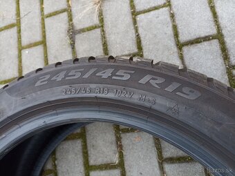 Zimné pneu Pirelli Sottozero 3 245/45 R19 XL - 2