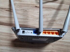 Predám router Tp-link EC120-F5 - 2