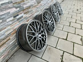 5x112 R17 7.5J ET48 Alu disky AEZ Crest - 2