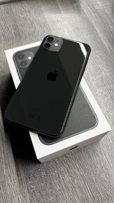 Iphone 11 / 128GB - 2