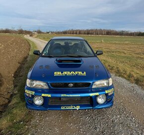 SUBARU IMPREZA GT GC8 - 2