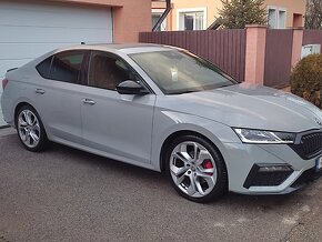 Škoda Octavia RS 4, 147 kW DSG 4x4 - 2