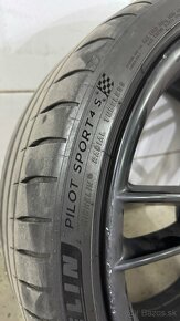 MICHELIN PILOTSPORT 4S 225/35 ZR19 - 2