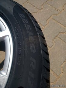 Zimné pneu Pirelli Sottozero 3 225/60 R17 - 2