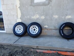 Predam pneumatyky z Jeeo cheroky 225/75 R15 - 2