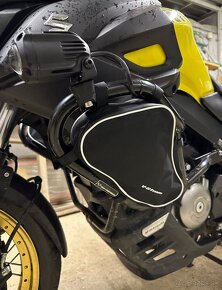 Bočné kapsy na Suzuki V-Strom - 2