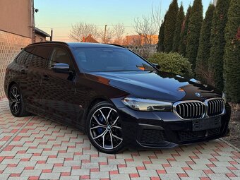 BMW 530d Touring 210kw mHEV xDrive A/T MSPORT 2021 - 2