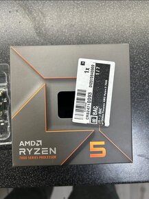 AMD Ryzen 5 7600 - 2