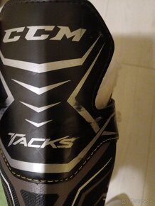 hokejové korčule CCM TACKS 9040 - 2