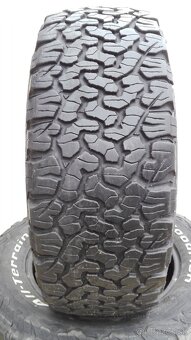 Predám 2 jazdené zimné pneumatiky BFGoodrich  255/65 R17 - 2