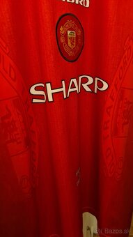 Dres Manchester united sezóna 1996 až 1998 - 2