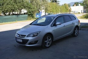 Opel Astra ST 1.7 CDTI ECOTEC 130k Cosmo - 2