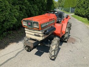 Japonský malotraktor Kubota ZB1402-M , 14Hp, 4x4 - 2