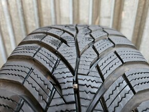 1 ks takmer nová zimná pneu Continental - 205/55 r16 - 2