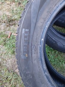 235/60 r18 zimne - 2