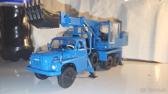 Tatra 148 uds 110 1:43 - 2