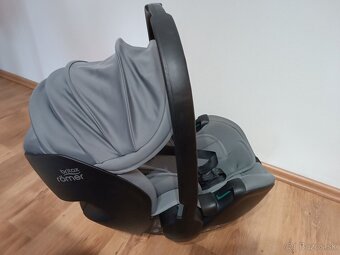 Britax Römer BABY-SAFE 5Z2 - 2