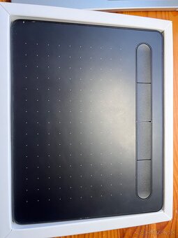 Grafický tablet WACOM Intuos S black - 2