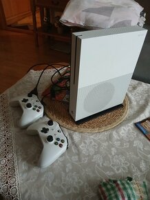 Xbox one s - 2