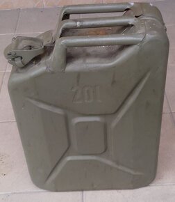 20 L kovová bandaska - 2