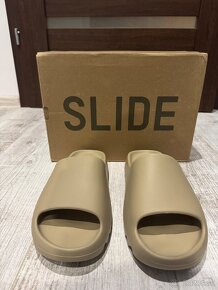 Yeezy slide - 2