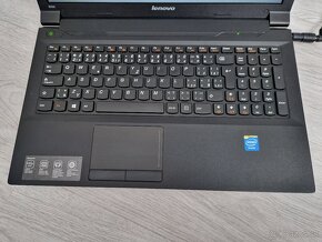 Lenovo IdeaPad B590 100 € - 2