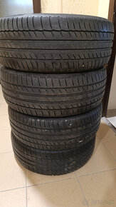 Predám sadu pneu MICHELIN Primacy HP 205/55 R16 letné. - 2