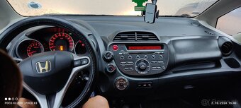 Honda Jazz 1,4VTEC +plyn 2012 - 2