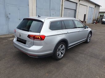 Volkswagen Passat Alltrack 2.0 TDI SCR 4Motion DSG - 2