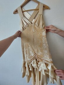 Zlaté obtiahnuté šaty - latino štýl / veľ. S - 2