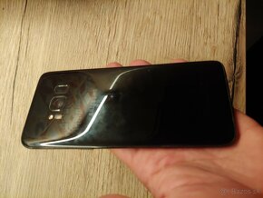 Samsung Galaxy S8 black 4GB / 64GB 4G (SM-G950F) - 2