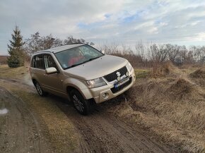 Suzuki Grand Vitara 4x4 - 2