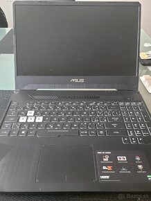 Herný notebok Asus - 2