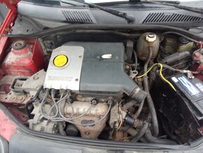 Renault Clio 1,6 - 2