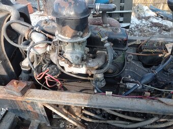 Motor ARO M461 240 - 2