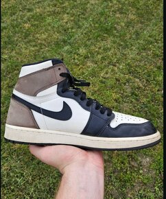 Nike Air Jordan 1 Retro High OG "Dark Mocha" - 2