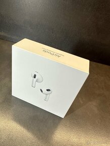  Apple Airpods 3 Gen. MagSafe case - 2