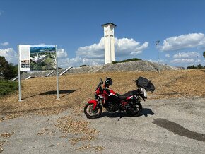 Predám Honda africa twin 1100 - 2