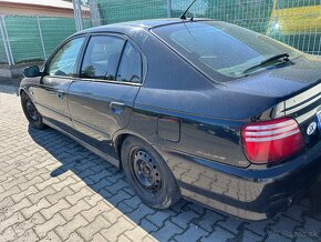 Lacno rozpredám Honda Accord 1997-2002 na náhradné diely - 2