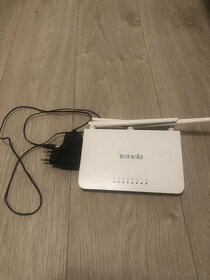 wifi routre TP link, D link a Tenda - 2