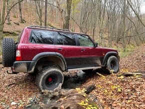 P: Nissan Patrol Y61 - 2