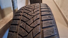 Predám 4 zimné pneumatiky Dunlop 205/60R16 H92 - 2