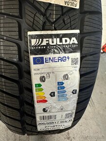 Fulda Kristall Control HP2 205/55 R17 95V - 2