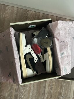 Jordan 1 Low OG Travis Scott Olive - 2