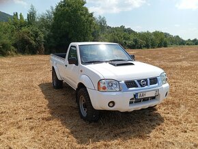 Nissan Navara 2,5 TDi 4x4 - 2