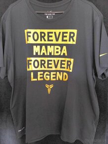 Nike Kobe "Forever Mamba Forever Legend" - 2