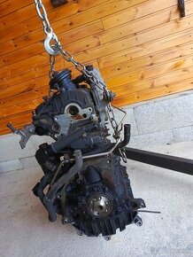 motor 1.9TDI 77kw BXE vstreky - 2