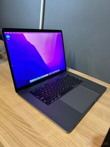 MacBook Pro 15” 2017 i7 250gb - 2