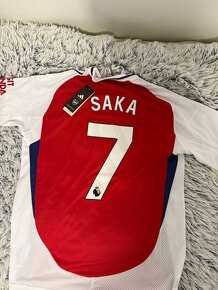 Dres Saka-Arsenal - 2